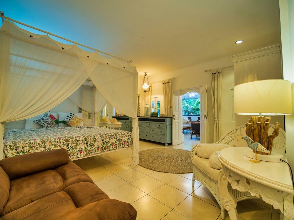 Villa White Stars Seminyak  Luaran gambar
